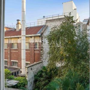 Oberkampf - Lumineux studio sur jardin