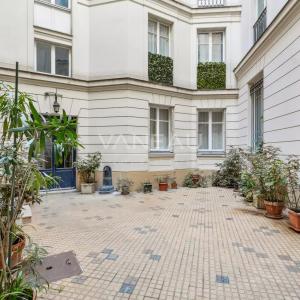 Paris XVIIe - Charmant 2 pièces - Pierre de taille, parquet, mou