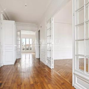 Élégant appartement de 200 m² à Paris 14ème