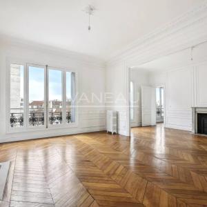 Élégant appartement de 200 m² à Paris 14ème
