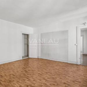 Paris IIe - Trois pièces à rénover - beau potentiel -