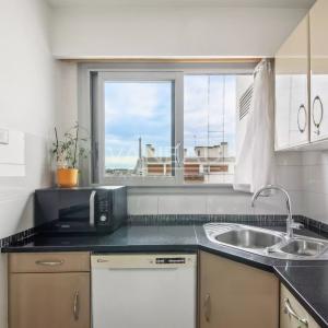 Paris XVe – Boucicaut / Charles Michels : Appartement dernier ét