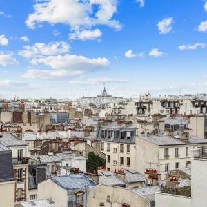 Paris VIIe - Ecole Militaire - Bel appartement en étage élevé - 