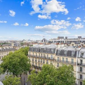 Paris VIIe - Ecole Militaire - Bel appartement en étage élevé - 