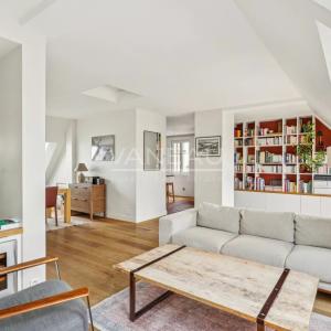 Paris VIIe - Ecole Militaire - Bel appartement en étage élevé - 