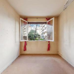 Paris 15e  Lourmel - 4 pièces sur jardin baigné de soleil !