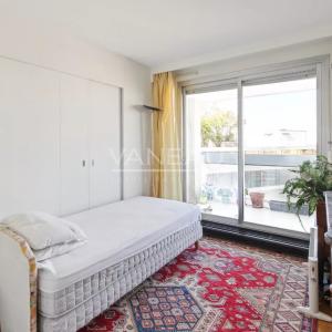 Paris XVIème - 3 pièces balcon - vue dégagée - vendu occupée