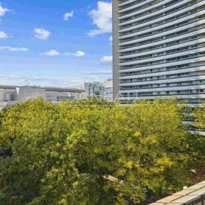 Paris 15e Javel / Convention - 4 pièces avec loggia exposée Sud-