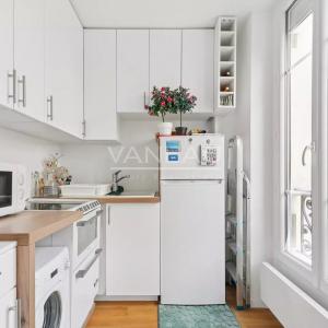 Paris XVème – Village Saint-Charles – Appartement 2 pièces en pa