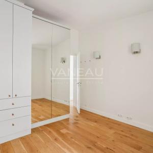 PARIS VIIe - Ecole Militaire - Superbe maison de ville contempor