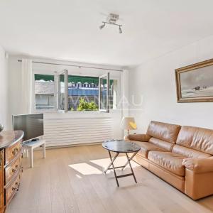 Bel Appartement à Vendre - Paris 16ème