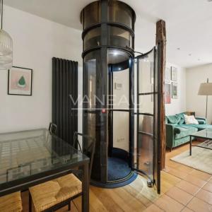 Paris IXe - Rue Mansart - Six pièces en triplex - Habitation et