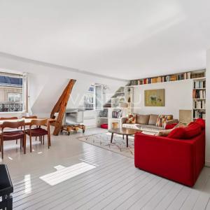 PARIS IXe - Au cœur de la Nouvelle Athènes - Trois pièces except