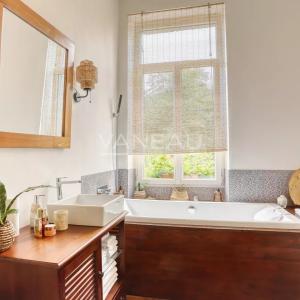 Château proche de Laon (02) - Charme, confort moderne et authent