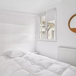 PARIS VIe _ 2P MEUBLEE RUE DE SEINE