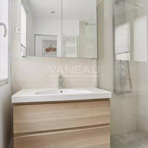 PARIS VIe _ 2P MEUBLEE RUE DE SEINE