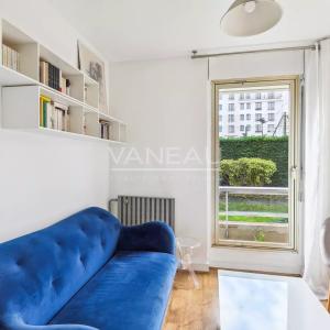 Grand studio 38 m2 avec balconnet sur jardin