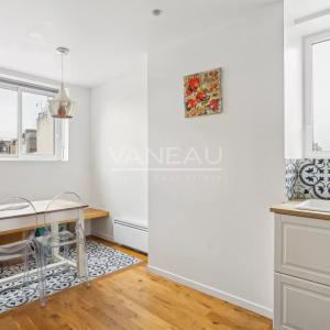 Bien atypique en étage