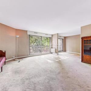 Appartement familial avec deux balcons terrasses