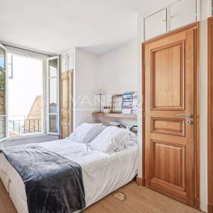 Quatre chambres et une grande pièce de vie