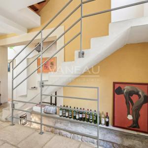 Quatre chambres et une grande pièce de vie