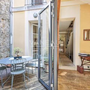 Quatre chambres et une grande pièce de vie