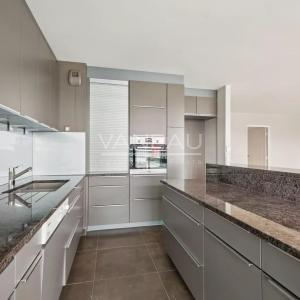 BOULOGNE - ETAGE ELEVE - TERRASSE