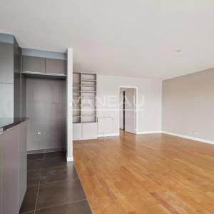 BOULOGNE - ETAGE ELEVE - TERRASSE