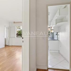 PARIS XV - Appartement deux pièces/ Poss professions libérales