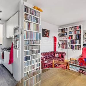 Paris IIème - Dernier étage avec ascenseur - vue dégagée