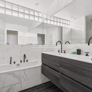 Paris XVII - Parc Monceau - Dernier étage terrasse