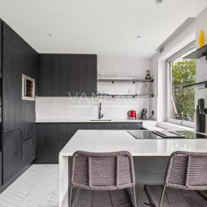 Paris XVII - Parc Monceau - Dernier étage terrasse