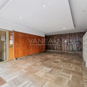 PARIS XV - Lourmel / Convention - Bel appartement avec balcon