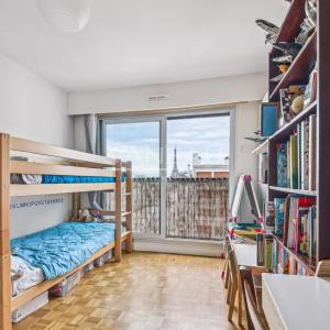 Paris XVe – Boucicaut / Charles Michels : Appartement dernier ét