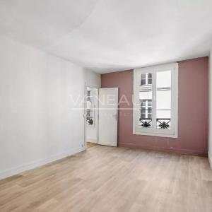 Paris IIe - Trois pièces à rénover - Beau potentiel -