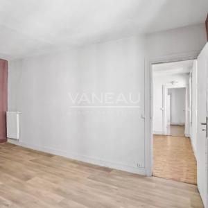 Paris IIe - Trois pièces à rénover - Beau potentiel -