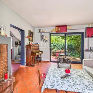 Villa privée, maison familiale avec extérieur