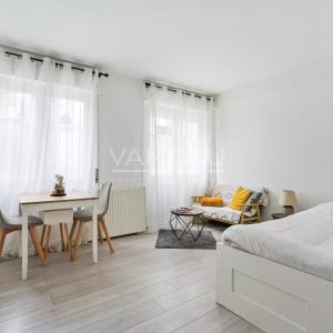 Studio au calme, au pied de Montmartre