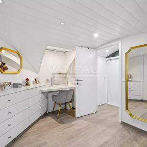 XVe -  Rond-Point Saint-Charles. Comme une maison.