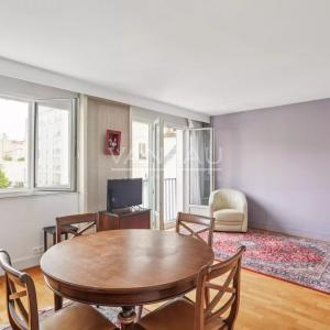 Paris XVe - Blomet - Appartement trois pièces avec vue dégagée