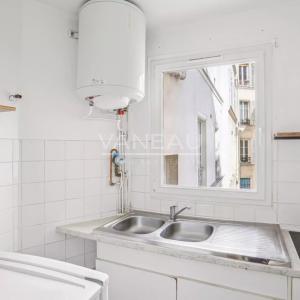 Paris XVIIe  Villiers / Levis - Grand studio de 30 m2