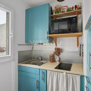 Paris XVe - Sèvres Lecourbe / Blomet : Studio calme et lumineux