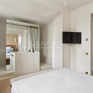 PARIS XVIe - Trocadéro - Vue Panoramique, étage élevé.