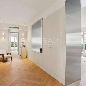 PARIS XVIe - Trocadéro - Vue Panoramique, étage élevé.