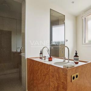 PARIS XVIe - Trocadéro - Vue Panoramique, étage élevé.