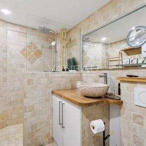 PARIS XVI - ETOILE - studio - terrasse