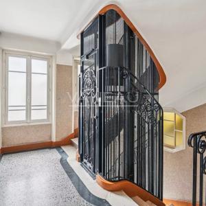 PARIS XVIIIe - Guy Moquet / rue Championnet - Studio lumineux et