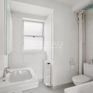 Paris XIVe - studio  lumineux avec balcon et vue dégagée