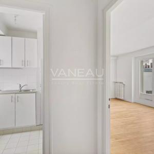 Paris XIVe - studio  lumineux avec balcon et vue dégagée