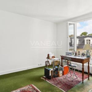 Avenue Gabriel - Duplex de charme